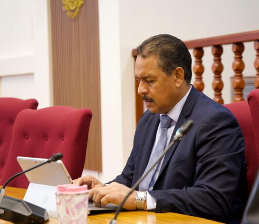 Parlamentario di AVP, Ing. Carlos Bermudez ta pidi: Inspeccion urgente den sector hotelero: Dignidad di trahador ta prioridad