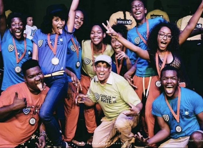 Popcorn Clup -UE (1)