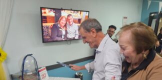 Joe Najjar ta celebra binti aña na cabes di La Cabana Beach Resort & Casino