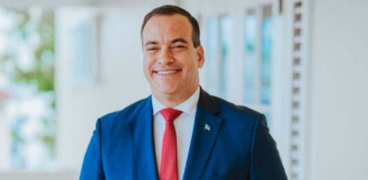 Minister Geoffrey Wever: Aruba ta logra cualificacion ‘A-’ di S&P Global Ratings: un paso historico pa fortificacion di nos economia nacional