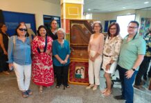 Parlamentario Xiomara Maduro ta gradici sr. Ivan Quandus pa conserva nos tradicion den su documentario: “Historia y perseveracion di Caha di Orgel di Aruba”