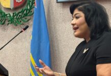 Parlamentario Xiomara Maduro: Parlamento di Aruba ta aproba mocion unanime pa conserva historia di e refineria