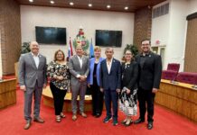 Parlamentario Shailiny Tromp-Lee: Deporte como motor di desaroyo pa Aruba: Reunion di comision fiho di Parlamento cu COA