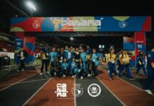 Un momento bunita di union entre islanan ruman: Delegacion di Aruba y Curacao hunto na e Ceremonia di Inauguracion Panama2026