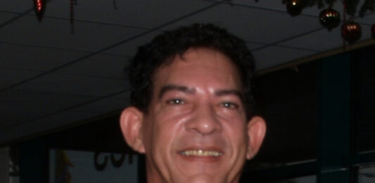 Oportunidad unico na Ateliers ’89: Siña Diseño Grafico cu e Maestro Evelino Fingal