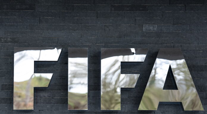 FIFA ta sanciona Federacion di Mexico pa partidonan di prepasacion door di Gritonan Homofobico