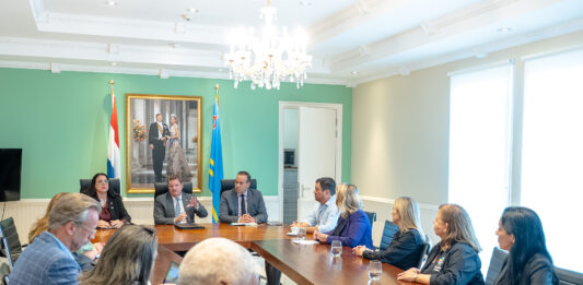 Minister Geoffrey Wever: Inicio di trabaonan pa determina un āarmoedegrensā y ākoopkrachtmetingā pa Aruba