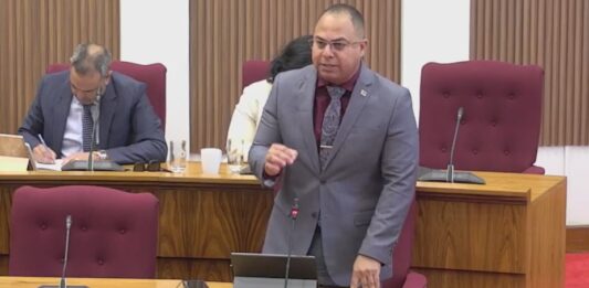 Eduard Pieter, lider di fraccion PPA: “Awor cu Raad van Advies ta sostene nos posicion contra HOFA, ta momento pa forma un frente nacional!”