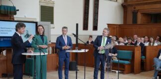Den Waalse Kerk na Den Haag: Aruba presente den simposio cristian democrata
