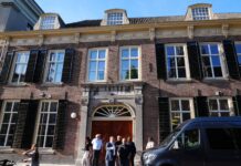 Prome Minister Mike Eman a conoce cu un modelo moderno: Huis73 na Den Bosch inspira vision pa brinda mas espacio cultural y educativo: Unda cultura, educacion y comunidad ta bin hunto