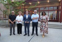 Un modelo moderno di cultura, educacion y encuentro social: Prome Minister Mike Eman a conoce Huis73 na Den Bosch: Inspiracion pa futuro di un edificio comunitario na Aruba