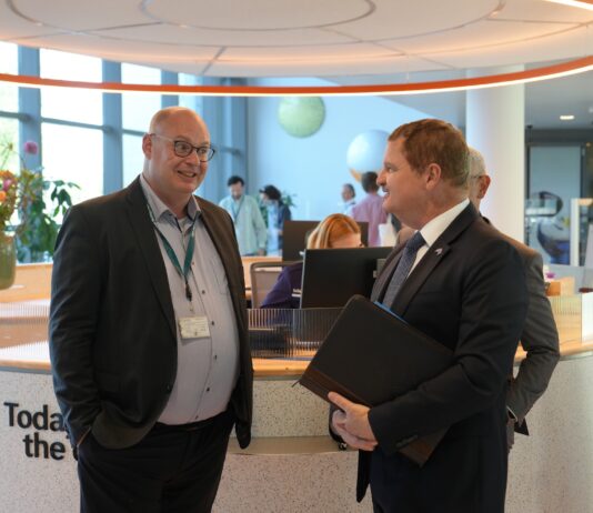 Prome Minister Mike Eman ta consolida cooperacion pa preclearance Europeo cu Royal Schiphol Group