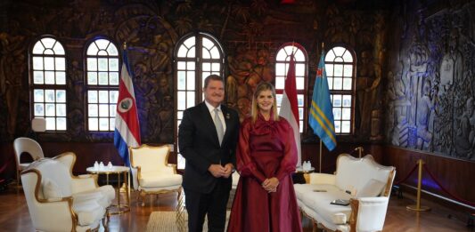 Prome Minister Mike Eman ta representa Reino Hulandes na Costa Rica: Aruba den encuentro cu presidente electo di Costa Rica Laura Fernández Delgado