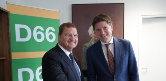 Minister-President Mike Eman den reunion na Tweede Kamer: Jan Paternotte di D66 ta aplaudi ambicion di Aruba pa establece un EU Preclearance y centro di investigacion cu Wageningen University
