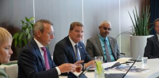 Gobierno ta habri caminda nobo pa conocemento y sostenibilidad den region: Na Wageningen Prome Minister Mike Eman ta enfatisa balor di crea un economia di conocemento y proteccion di naturalesa pa futuro di Aruba: Hopi entusiasmo na Hulanda pa cooperacion entre Wageningen University & Research cu Aruba