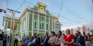 Anne Witsenburg: Cas Veneranda a recupera su lugar den Oranjestad