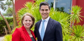 Evelyn Wever-Croes riba e bishita di Premier di Hulanda Rob Jetten: Premier di Hulanda a urgi parlamento pa debati riba ley di reino āHOFAā
