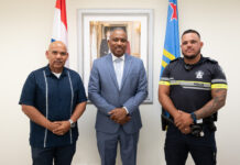 Minister Dowers a ricibi directiva nobo di Sindicato di Polis SPA