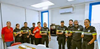 KPA ta balora su empleadonan: Cuerpo Policial Aruba ta balora su personal y ta duna nan un gesto di aprecioĀ Ā