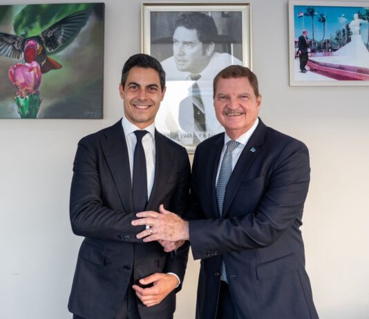 Prome Minister di Hulanda Rob Jetten ta realisa su prome bishita oficial na Aruba