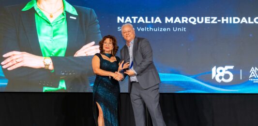 Top asesornan di Aruba ta briya durante celebracion di Sagicor: “Legacy Amplified” n’e Premionan Anual 2025