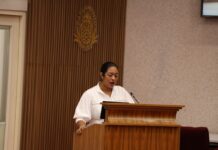 Parlamentario Stephany Sevinger ta logra aprobacion di dos mocion pa parkeo, beach y infrastructura publico