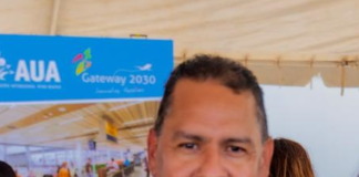 Parlamentario di AVP, ing Carlos Bermudez satisfecho cu ultimo desaroyo den sector di taxi: Ta keda atento pa accion contra abuso di prijs y taxi pirata