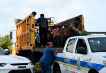 Minister Dowers ta para firme pa orden y siguridad den trafico