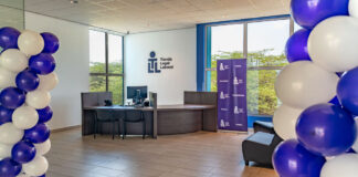 Departamento di Labor y Investigacion hunto cu Minister di Turismo, Transporte y Labor, mr. Wendrick Cicilia ta introduci proyecto piloto ‘Tienda Legal Laboral’: Un iniciativa innovativo pa conseho laboral den bario