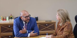 Edgard Vrolijk ta presentaĀ un ley nobo pa āstudieleningā y ākwijtscheldingā