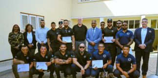 Mas mihor prepara: Personal di unidad di K9 di Cuerpo Policial Aruba a ricibi nan certificacionĀ