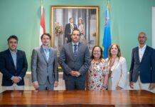 Minister Geoffrey Wever: Aruba ta transformando su futuro energetico, Green Overseas ta presenta e resultadonan di e proyecto ‘Reduccion di Emisionnan di Carbono Relaciona cu Transporte y Costonan di Combustibel di e Flota di Vehiculonan di Gobierno di Aruba’