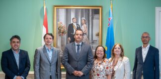 Minister Geoffrey Wever: Aruba ta transformando su futuro energetico, Green Overseas ta presenta e resultadonan di e proyecto ‘Reduccion di Emisionnan di Carbono Relaciona cu Transporte y Costonan di Combustibel di e Flota di Vehiculonan di Gobierno di Aruba’