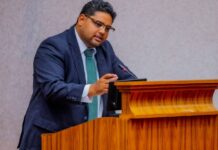 Parlamentario di AVP, John Hart: Ā Burubundo ta sali for di curason di Cas di Partido AVP pa contribui na bienestar general di Aruba