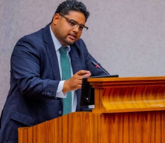 Parlamentario di AVP, John Hart: Ā Burubundo ta sali for di curason di Cas di Partido AVP pa contribui na bienestar general di Aruba