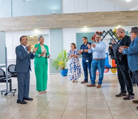 Parlamentario di AVP, Stephany Sevinger: Burubundu ta mas cu cas, ta un comunidad nobo pa Aruba