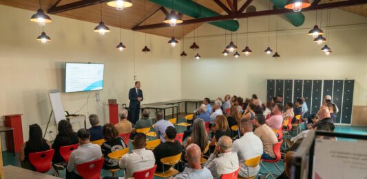 Minister Wever a reuni cu CUA pa dialoga tocante Rijkswet HOFA y LWHO