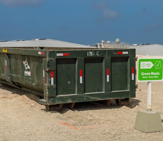 Un vision pa un Aruba mas limpi: For di Baki den Bario pa Aruba Limpi – Zona di Desperdicio: Zona di Desperdicio no ta un luho, sino un servicio esencial