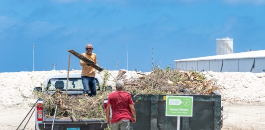 Prome Minister Mike Eman: Pueblo kier un isla mas limpi!