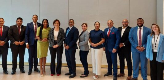 Presidente di Parlamento Marlon Sneek: Dialogo cu Parlamento Europeo ta habri mas oportunidad pa Aruba