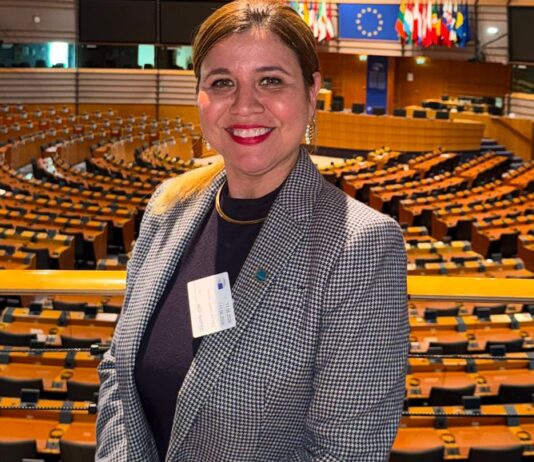 Parlamentario di AVP, Jennifer Arends-Reyes: Fondonan Europeo ta disponibel pa yuda Aruba desaroya diferente proyecto