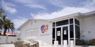 Ban sigui engrandece, enrikece y desaroya nos cultura:Union di Organisacionnan Cultural Arubano (UNOCA) ta celebra 40 aña