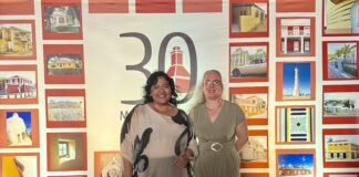 Parlamentario Xiomara Maduro ta felicita Monumentenfonds Aruba cu su 30 aniversario