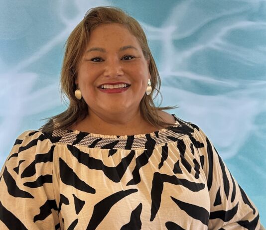 Shailiny Tromp-Lee: “Proteha nos adultonan mayor ta un deber moral y familiar, no laga e silencio bira complice di abuso”