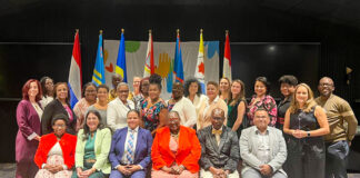 Minister Wyatt-Ras a firma Intentieverklaring pa fortalece participacion di hobennan den Reino