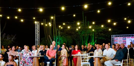 Monumentenfonds Aruba ta celebra 30 aniversario cu enfoke riba futuro di Iglesia Comunitario