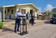 Gobierno y FCCA ta inverti den mantencion di mas cu 141 cas na San Nicolas: Trabounan na Village, Caya Sint Maarten y Caya Guadeloupe ta enfoca riba mehora calidad di bida y cuido di comunidad