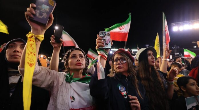 Na caminda pa Mundial 2026: Ticketnan cancela den forma inespera, fanaticonan di Iran no ta bonbini