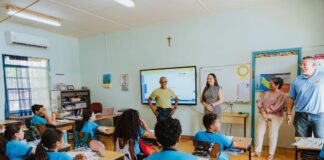 Minister Gerlien Croes: Aรฑa Escolar 2026-2027: Lo mantene norma di Maximo 24 Alumno den klas