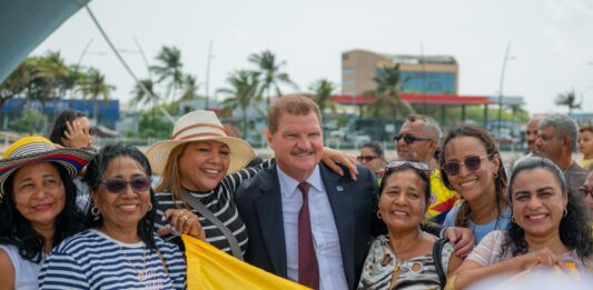Aruba y Colombia ta reafirma un fuerte amistad durante celebracion di Dia di Independencia di Colombia